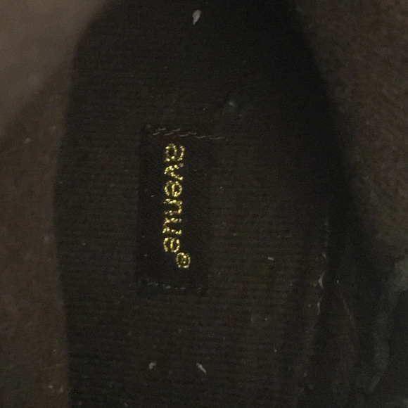 Avenue Brown Boots - Picture 9 of 11